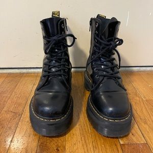 Dr. Martens - Jadon Boot Leather Platforms